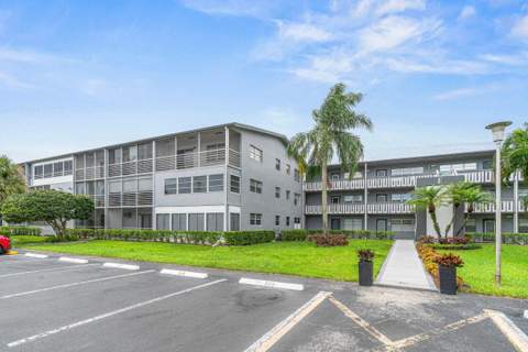 175 Suffolk E, Boca Raton FL - photo 19 of 23