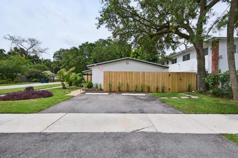 1101 SW 19th Avenue, Fort Lauderdale FL - photo 16 of 45