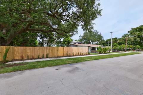 1101 SW 19th Avenue, Fort Lauderdale FL - photo 22 of 45