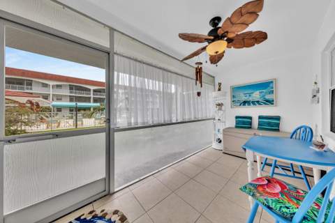 580 Egret Drive #121, Hallandale Beach FL - photo 8 of 43