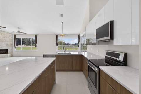 8030 Woodsmuir Drive, Palm Beach Gardens FL - photo 17 of 80
