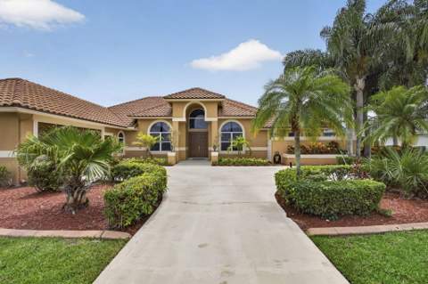 8030 Woodsmuir Drive, Palm Beach Gardens FL - photo 6 of 80