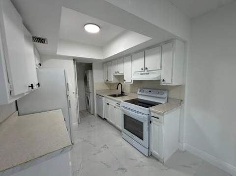 5702 NW 22nd Court #28-b, Lauderhill FL - photo 7 of 36