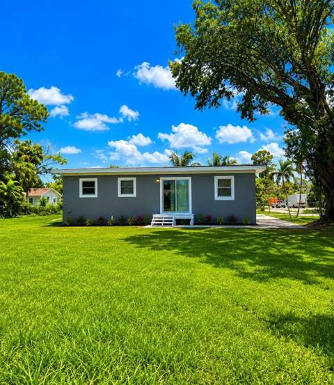 468 N 53rd Dr Drive, Royal Palm Estates FL - photo 9 of 38