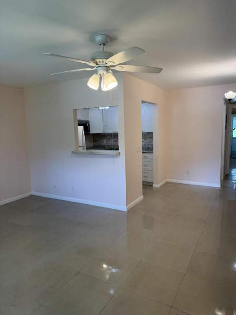 463 Tilford V #463, Deerfield Beach FL - photo 6 of 28