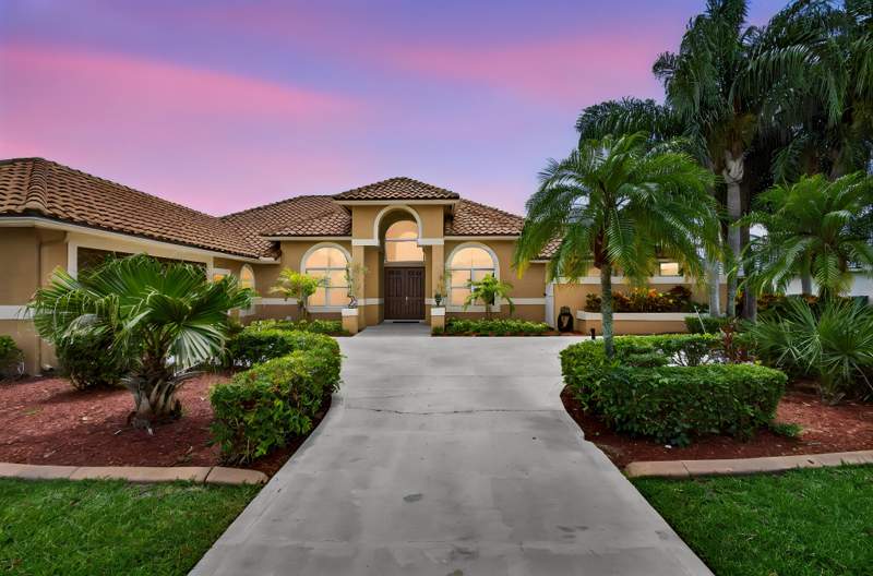 4 bedroom Single Family Residence at 8030 Woodsmuir Drive, Stonewal Estates, Palm Beach Gardens — photo 4