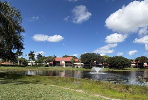 22 Lexington Lane #D, Palm Beach Gardens FL - photo 24 of 33