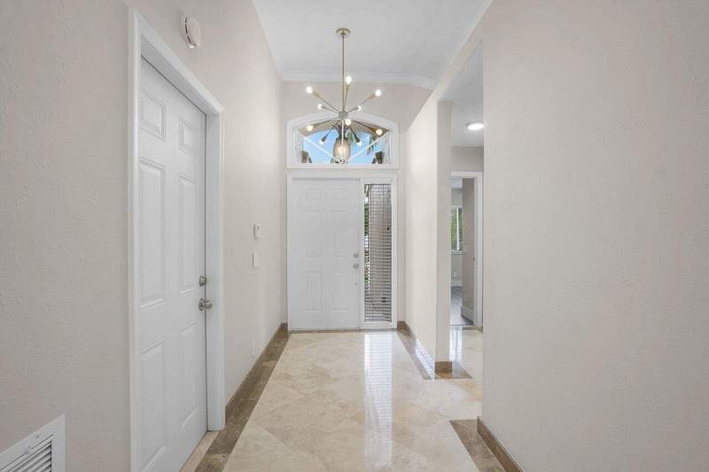 3 bedroom Single Family Residence at 660 NW 45th Avenue, Coquina Lakes, Deerfield Beach — photo 4