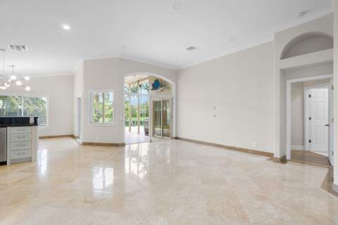 660 NW 45th Avenue, Deerfield Beach FL - photo 10 of 55