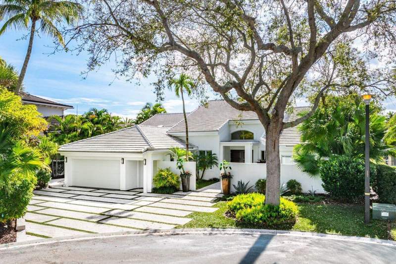 3 bedroom Single Family Residence at 215 Island Drive, Admirals Cove, Jupiter — photo 4