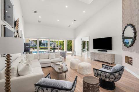 215 Island Drive, Jupiter FL - photo 15 of 73