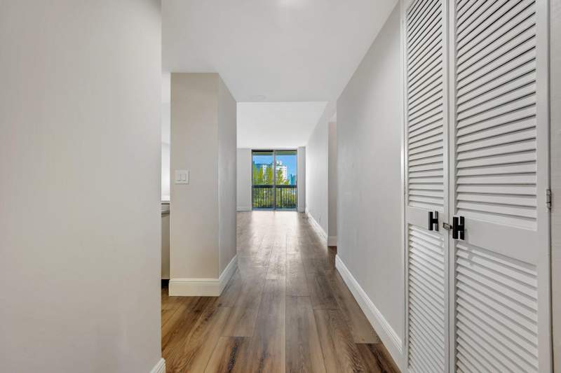 1 bedroom Condominium at 2900 NE 14th Street Causeway #602, Chula Vista, Pompano Beach — photo 4