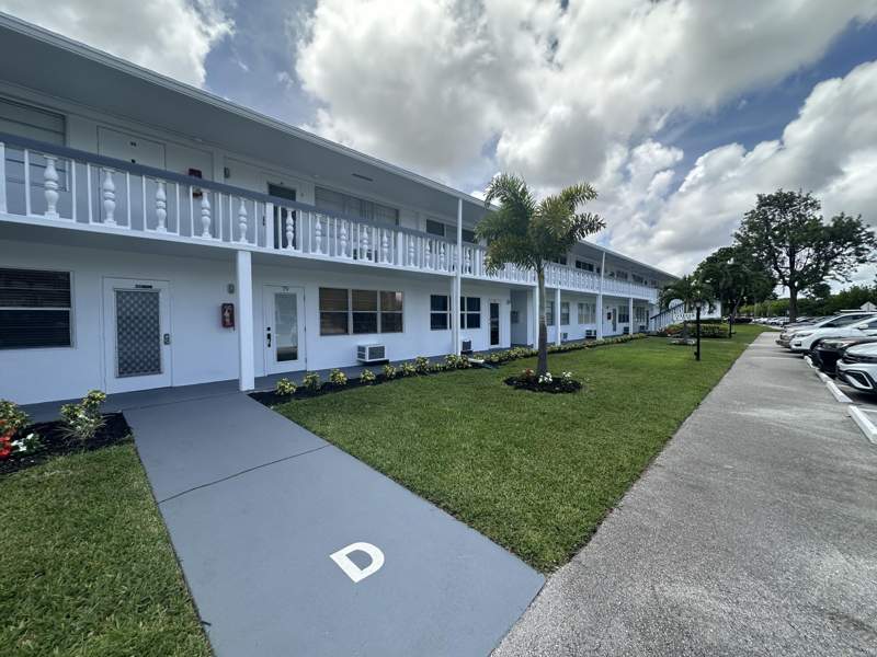 1 bedroom Condominium at 81 Farnham D #81, Farnham D , Deerfield Beach — photo 4