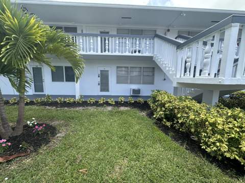 81 Farnham D #81, Deerfield Beach FL - photo 6 of 24