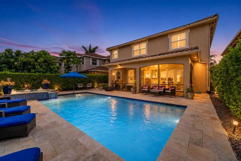 4 bedroom Single Family Residence at 10151 Lake Vista Court, MiraLago at Parkland, Parkland — photo 2