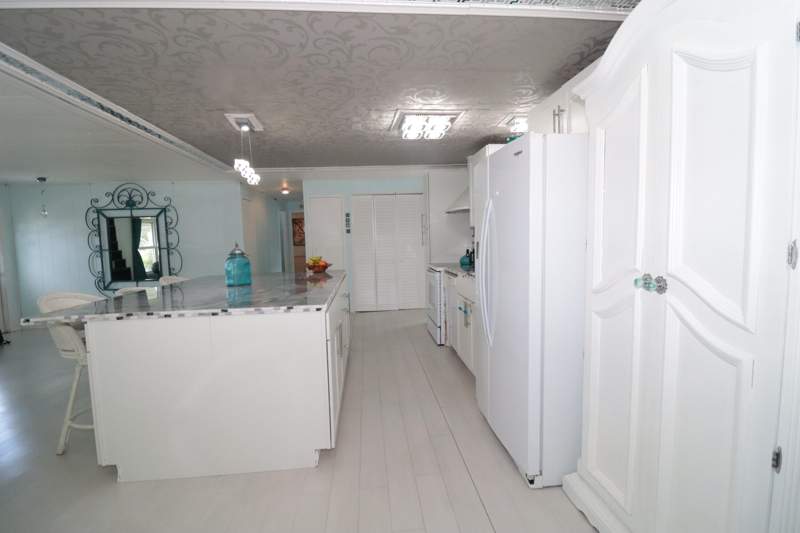 2 bedroom Mobile Home at 1011 Andros, Jamaica Bay Mobile Home Co Op, Boynton Beach — photo 4
