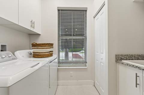 4916 Pointe Midtown Way, Palm Beach Gardens FL - photo 16 of 46