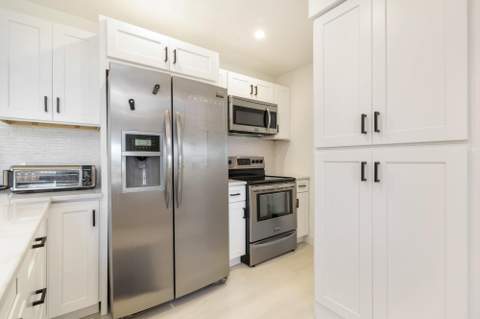 1008 Green Pine Boulevard #H3, West Palm Beach FL - photo 6 of 25