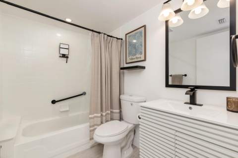 1008 Green Pine Boulevard #H3, West Palm Beach FL - photo 13 of 25