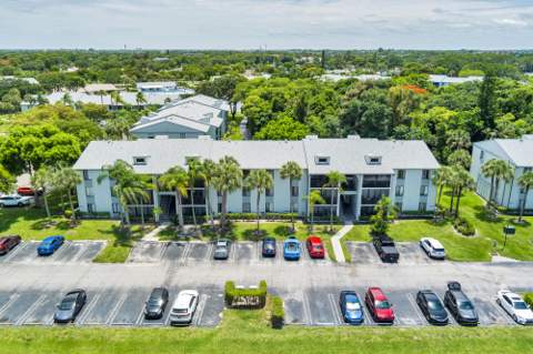 1008 Green Pine Boulevard #H3, West Palm Beach FL - photo 24 of 25