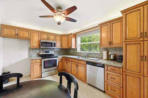 1975 SE 3rd Street #203, Deerfield Beach FL - photo 9 of 45