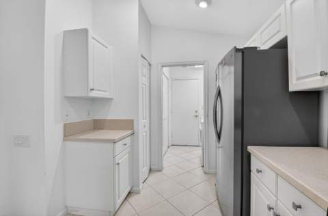 5304 Wycombe Avenue, Boynton Beach FL - photo 12 of 68