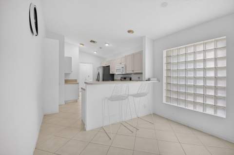 5304 Wycombe Avenue, Boynton Beach FL - photo 15 of 68