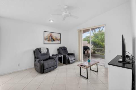 5304 Wycombe Avenue, Boynton Beach FL - photo 17 of 68