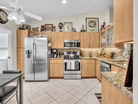 6454 Pointe Pleasant Circle, Delray Beach FL - photo 6 of 34