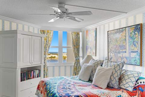 1801 S Flagler Drive #1708, West Palm Beach FL - photo 10 of 22