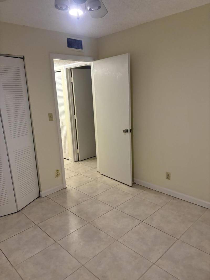 2 bedroom Condominium at 4210 NW 21st Street #117, Wood Hue II Condo, Lauderhill — photo 5