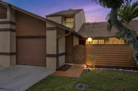 3789 Blue Ridge Road, West Palm Beach FL - photo 6 of 37