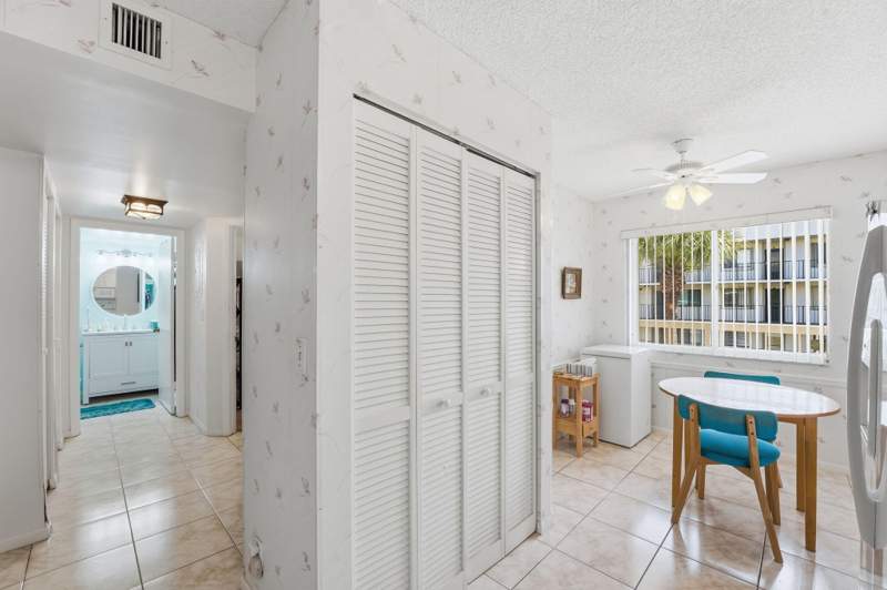 2 bedroom Condominium at 3146 Via Poinciana #307, Fountainview At Spring Lks Condo, Lake Worth — photo 4