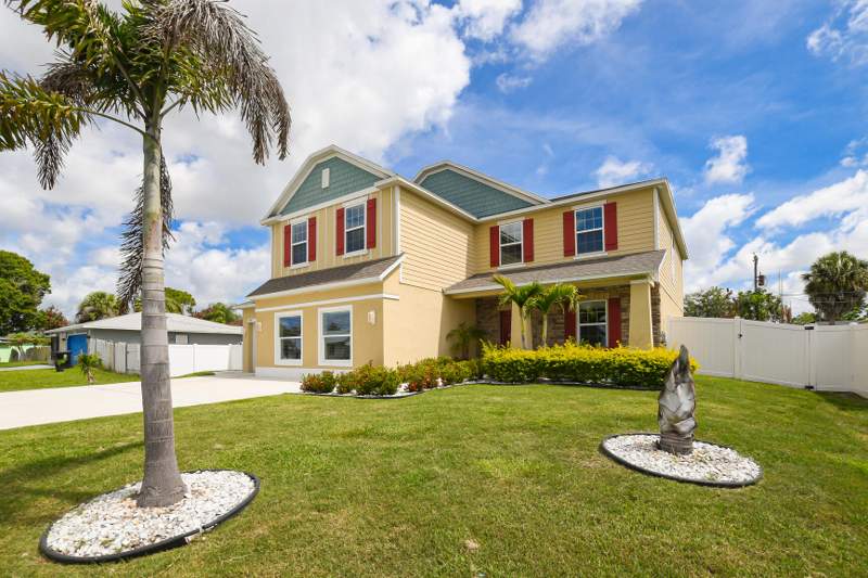 7 bedroom Single Family Residence at 1033 SW General Patton Terrace, Port St Lucie Section 12, Port St. Lucie — photo 4