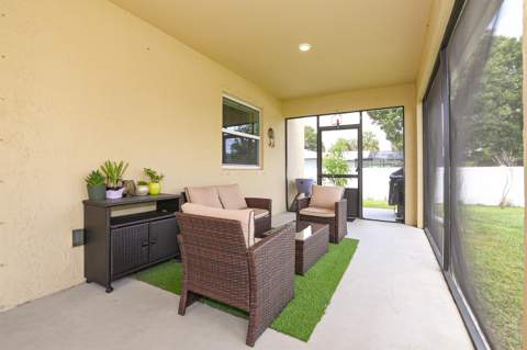 1033 SW General Patton Terrace, Port St. Lucie FL - photo 23 of 67