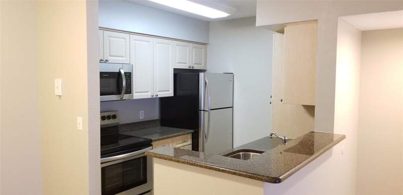 1 bedroom Condominium at 2846 S University Drive #4205, Sundance At Davie Condo, Davie — photo 3