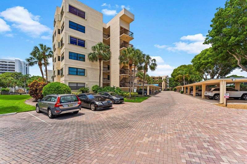 2 bedroom Condominium at 372 Golfview Road #101, Everglades Of North Palm Beach, North Palm Beach — photo 4