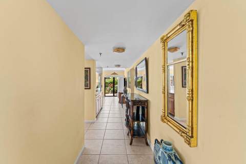 372 Golfview Road #101, North Palm Beach FL - photo 6 of 32