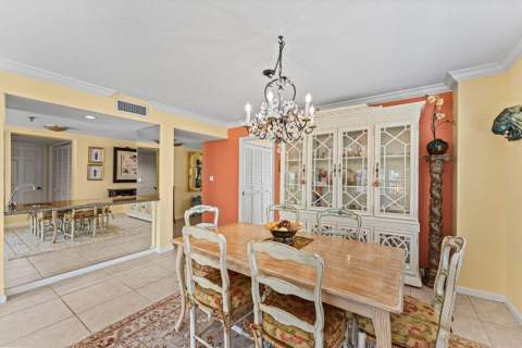 372 Golfview Road #101, North Palm Beach FL - photo 15 of 32