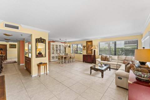 372 Golfview Road #101, North Palm Beach FL - photo 18 of 32