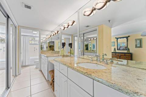 372 Golfview Road #101, North Palm Beach FL - photo 22 of 32