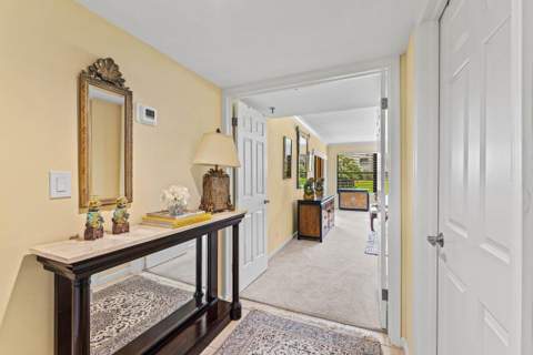 372 Golfview Road #101, North Palm Beach FL - photo 23 of 32