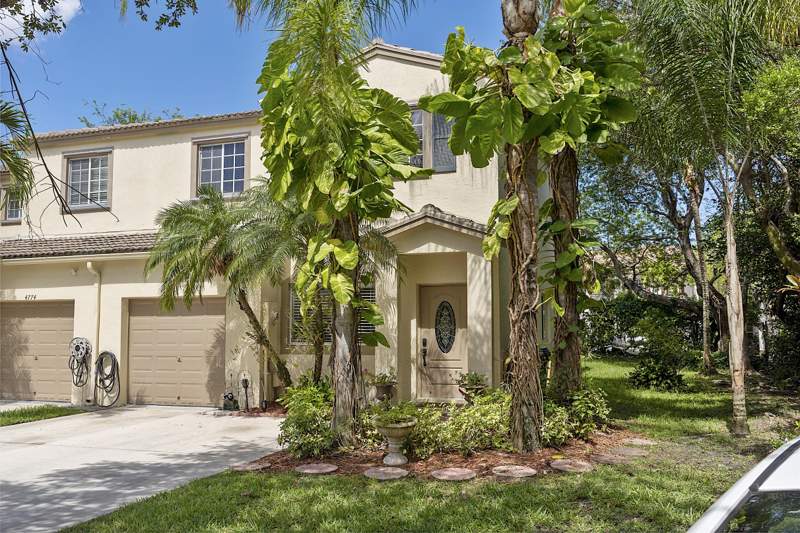 4 bedroom Townhouse at 4776 Lago Vista Drive, Lago Vista At Coconut Creek, Coconut Creek — photo 5