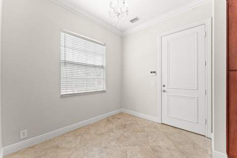 210 NE 69th Circle, Boca Raton FL - photo 10 of 61