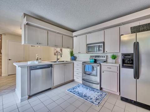 4604 Roxbury Court, Boynton Beach FL - photo 15 of 57