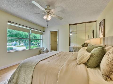 4604 Roxbury Court, Boynton Beach FL - photo 23 of 57