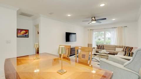 8638 Bella Vista Drive, Boca Raton FL - photo 10 of 25