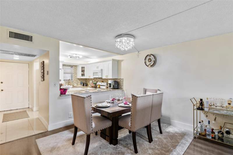 2 bedroom Condominium at 9300 SW 8th Street #102, Isle Of Sandalfoot Condo, Boca Raton — photo 4