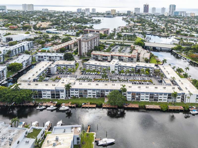 2 bedroom Condominium at 777 S Federal Highway #217g, Island Club One Condo, Pompano Beach — photo 3