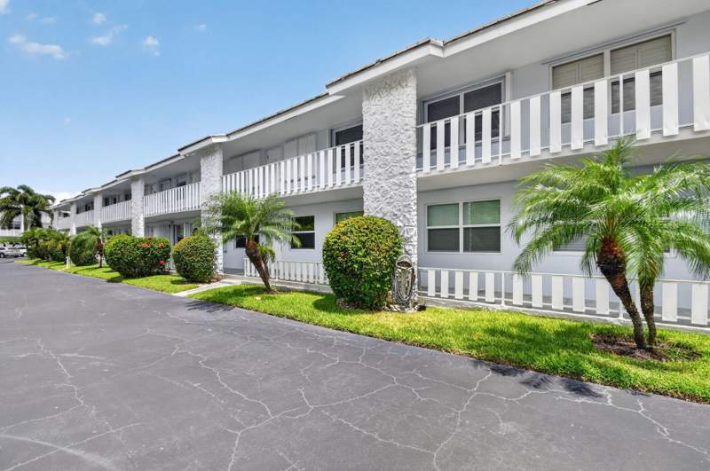 1 bedroom Condominium at 5520 N Ocean Boulevard #110, Paget House Condo, Ocean Ridge — photo 4